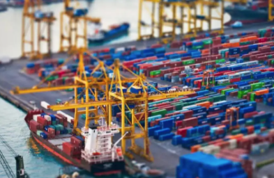 海運(yùn)人才短缺是寧波海運(yùn)發(fā)展現(xiàn)代服務(wù)業(yè)面臨的核心問(wèn)題