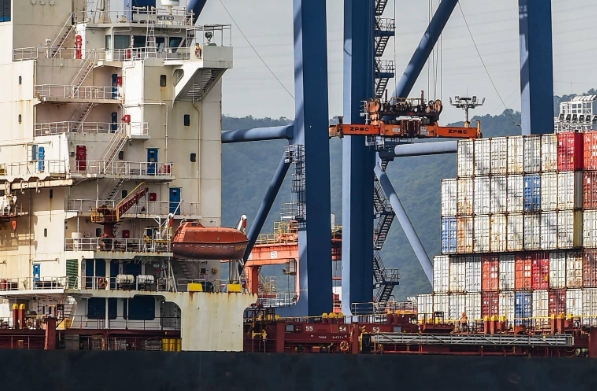 寧波貨代公司憑借豐富的行業(yè)經(jīng)驗(yàn)，為客戶(hù)提供一站式的物流解決方案