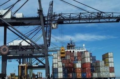 青島海運(yùn)公司詳解集裝箱進(jìn)水如何處理及保險怎樣理賠？