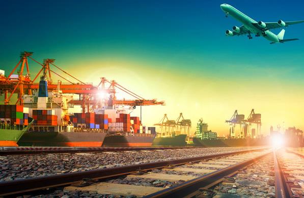 日照港船運作為中國重要的港口之一，發(fā)揮著巨大的作用