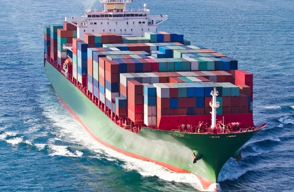 青島貨代公司愿與客戶攜手合作，共同發(fā)展，共創(chuàng)美好未來(lái)